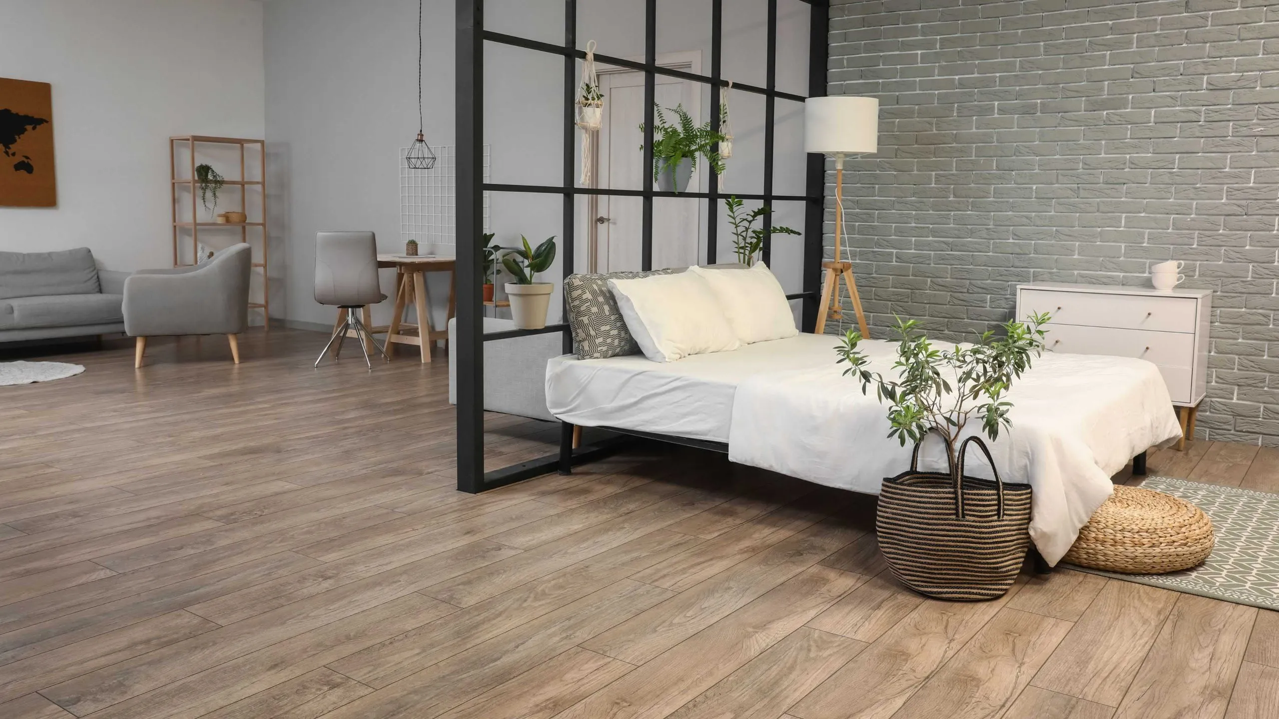 Laminate flooring